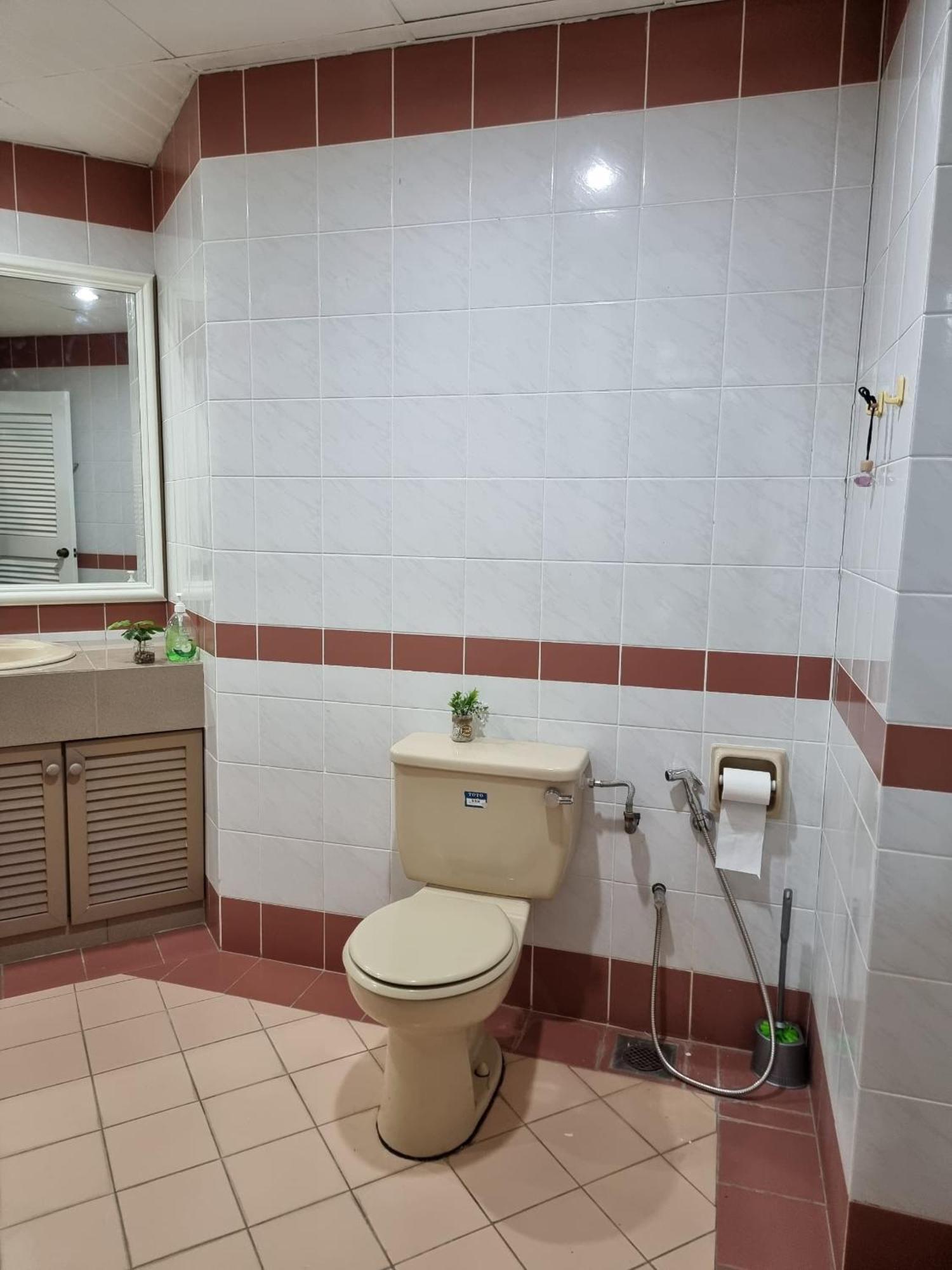 Cozzzy Hut Riverbank Suites Kuching With Spectacular River View Екстериор снимка